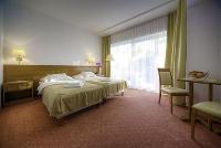✔️ Szép 2 ágyas szoba a Balatonszárszói Két Korona Wellness és Konferencia szállodában, wellness hétvége Balatonszárszon