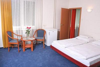 Akciós félpanziós csomagok a Balatonnál, a Hotel Club Aligában - ✔️ Club Aliga Hotel*** Balatonaliga - akciós vízparti szálloda a Balatonvilágoson a Balatonnál