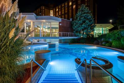 Termál Hotel Aqua Héviz - Héviz - Gyógyhotel a hévizi tó mellett - ✔️ ENSANA Thermal Hotel Aqua**** Hévíz - Hotel Aqua Hévíz akciós szobafoglalása