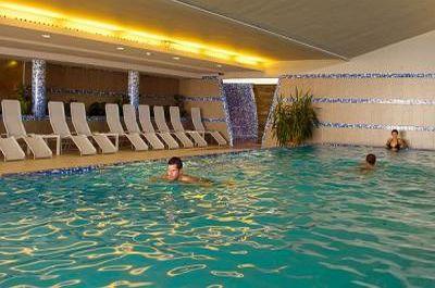 Balatoni romantikus hétvége Vonyarcvashegyen a wellness hotel Zenit négy csillagos szállodában - ✔️ Hotel Zenit**** Balaton Vonyarcvashegy - Akciós wellness hotel panorámával a Balatonra